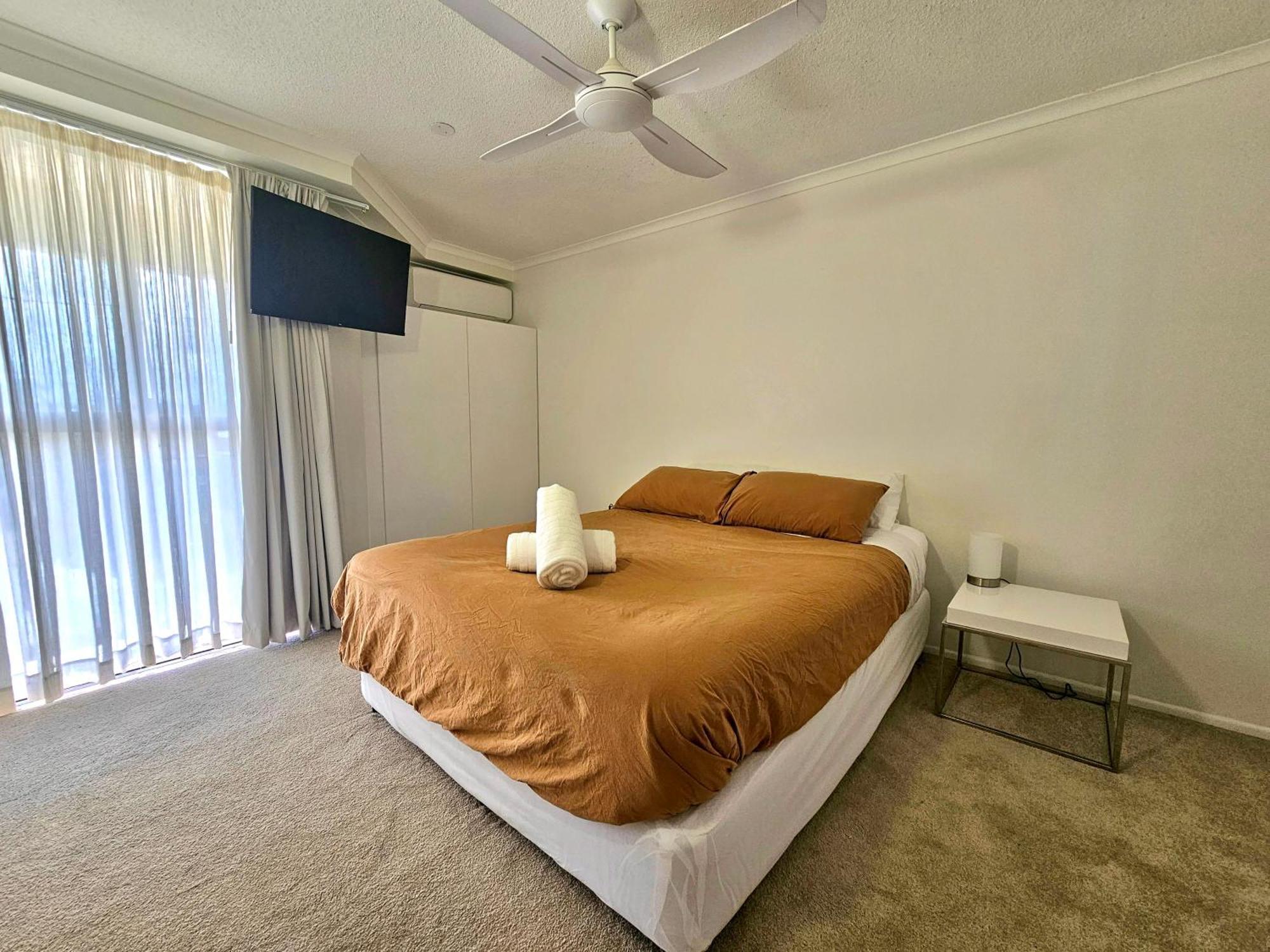 Deluxe Two Bedroom Apartment With Ocean Views Coolum Beach Bagian luar foto
